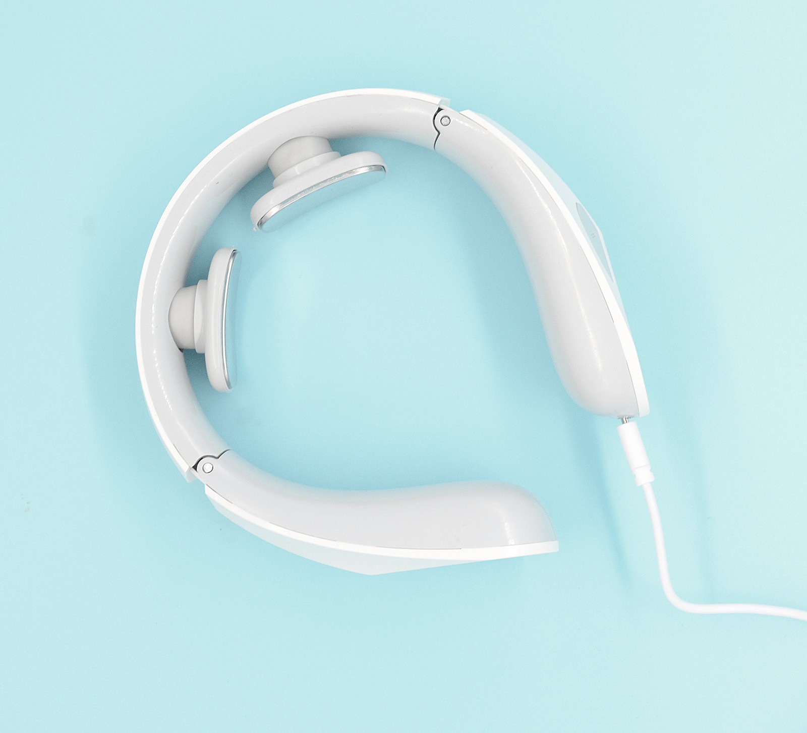 7713018  Neck Pulsating Massager