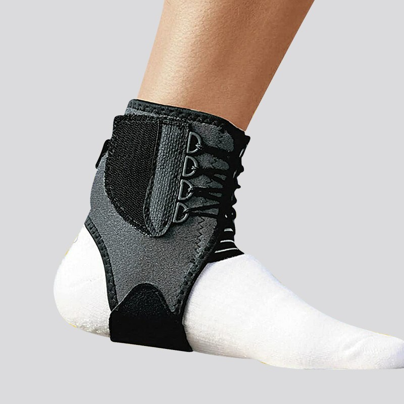 7703965 Ankle Brace with Side Stabilizers