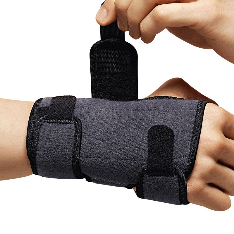7703963 Sport Deluxe Wrist Brace